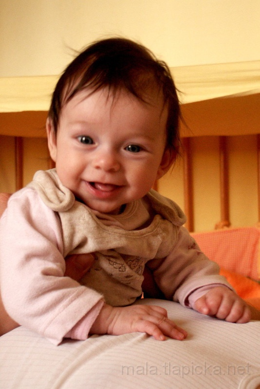 2009_04_11__7_o32.jpg - Bříškem na bříšku