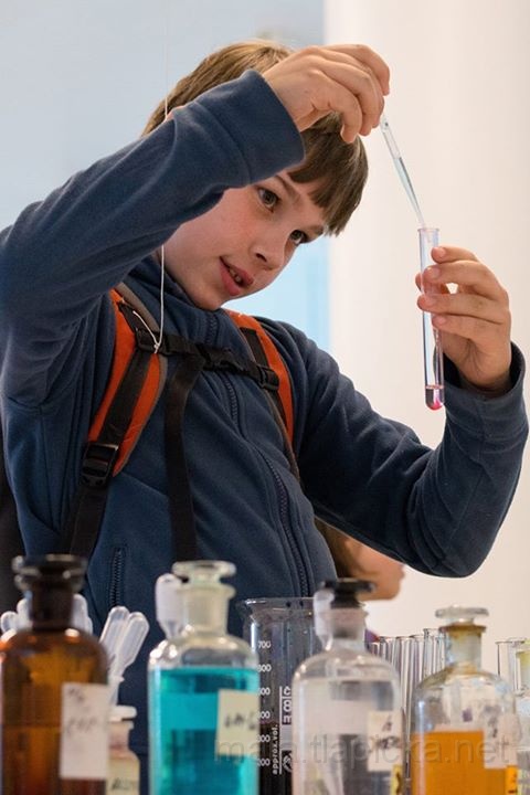 2015-06-19_veda-a-technika.jpg - Na Veletrhu vědy a techniky v OL