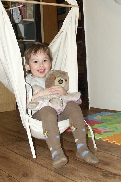 v houpačce pro miminko 